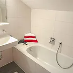 Alpenhof-3 By Interhome شقة كابل