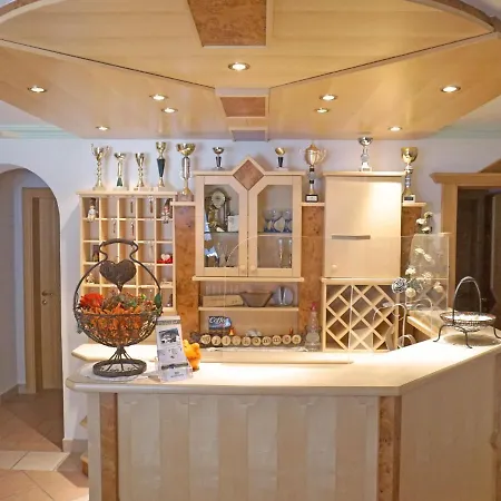 Apartamento Alpenhof-3 By Interhome